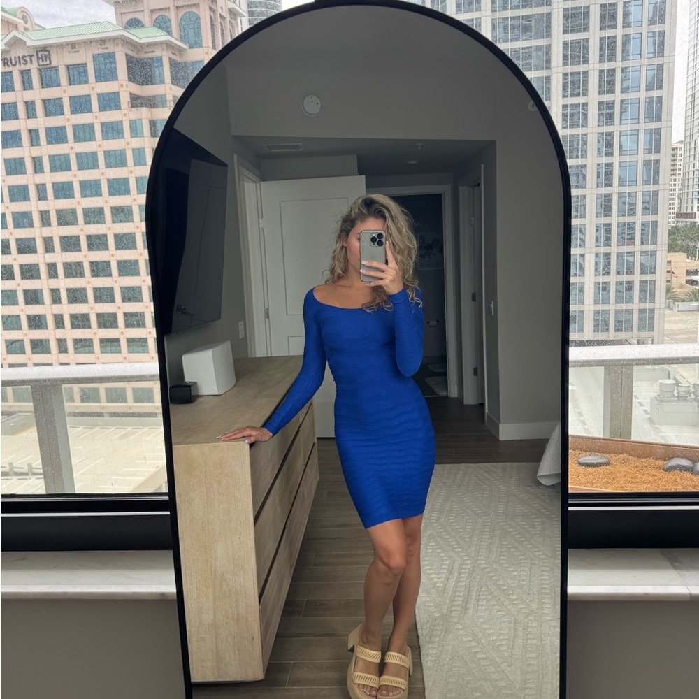Bebe Blue Off-Shoulder Long Sleeve Bodycon Dress